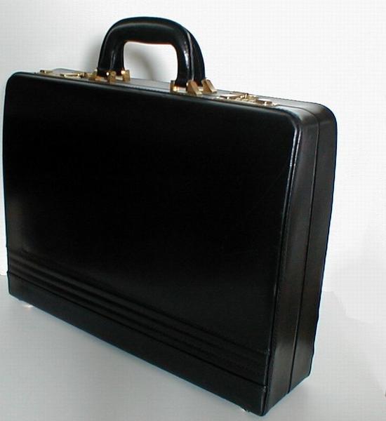 1751-black-leather-briefcase-on-a-white-background-pv