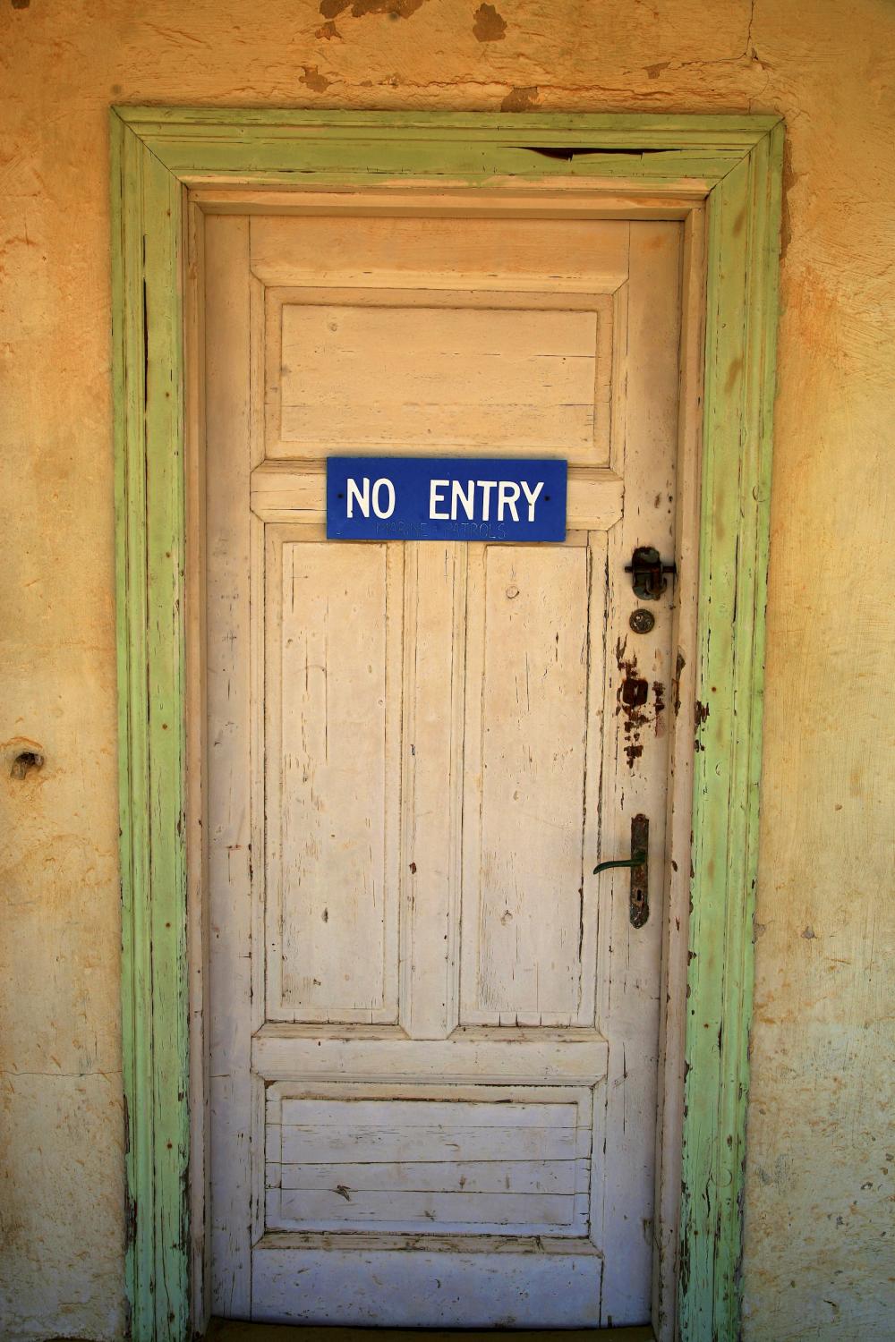 .no entry